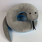 Подушка под шею змейка с логотипом Синтез Цвета