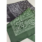 Шелковый платок с логотипом Не принимай на свой счёт