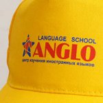 Бейсболка с логотипом языковой школы ANGLO