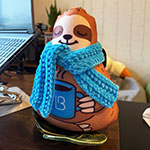 Мнушка с логотипом B