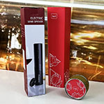 Свеча и электрический штопор в шубере с логотипом ivi