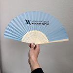 Веер с логотипом Международный женский форум