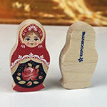 Деревянная плоская флешка-матрешка с логотипом Экспоцентр