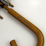 Зонт с логотипом AERO GROUP, гравировка по дереву