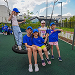 Детские футболки и бейсболки с логотипом Технопарк