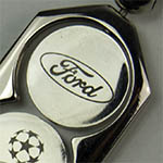 Брелок с логотипами FORD и Лиги чемпионов UEFA, гравировка