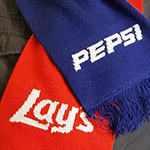 Промо-шарф с логотипами Lay's и Pepsi