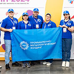 Футболки и кепки с логотипом ПМХ