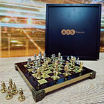 Шахматы с логотипом AIS Telecom