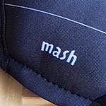 Маска из неопрена с внутренним кармашком. Логотип MASH