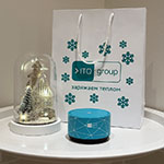 Яндекс колонка и пакет с логотипом Itq group